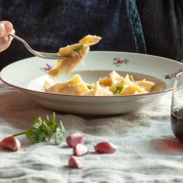pasta fresca ripiena - ravioli zucca e nocciole